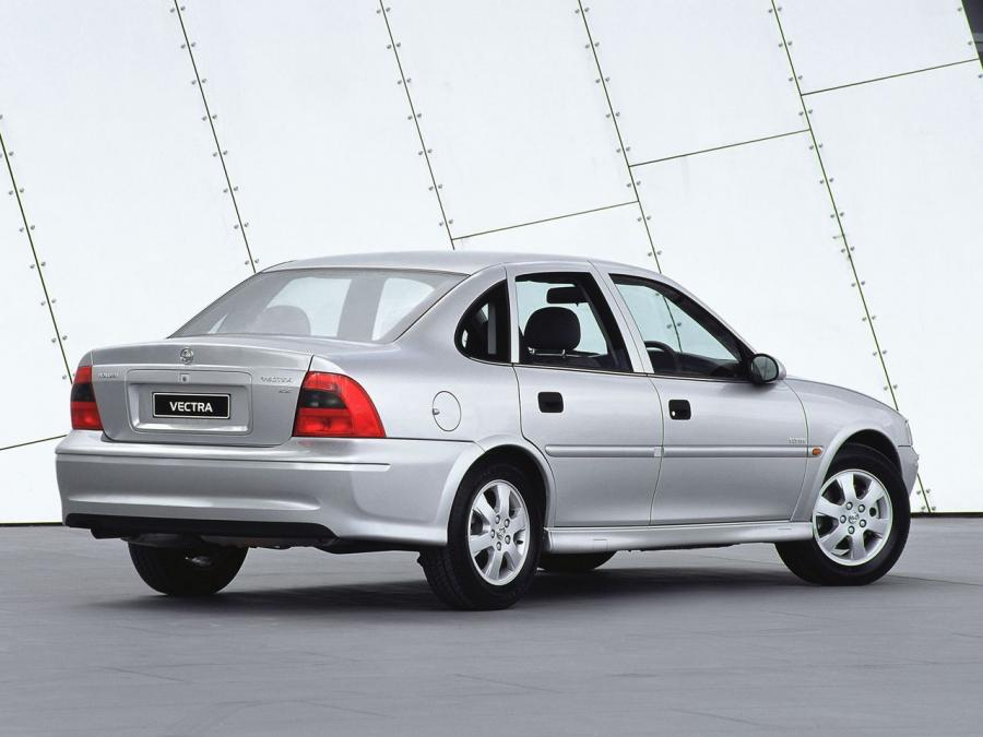  Holden Vectra Sedan 1999 года  (фото 2 из 4)